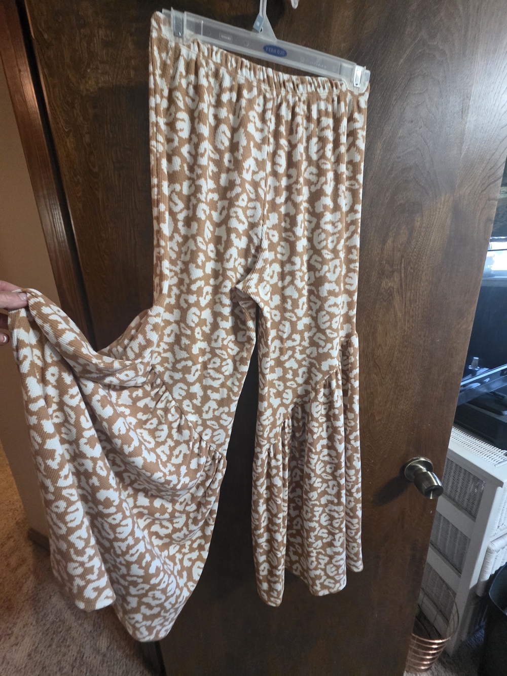 Women’s Wide-Leg Printed Bell Bottoms  Pants - Beige & White